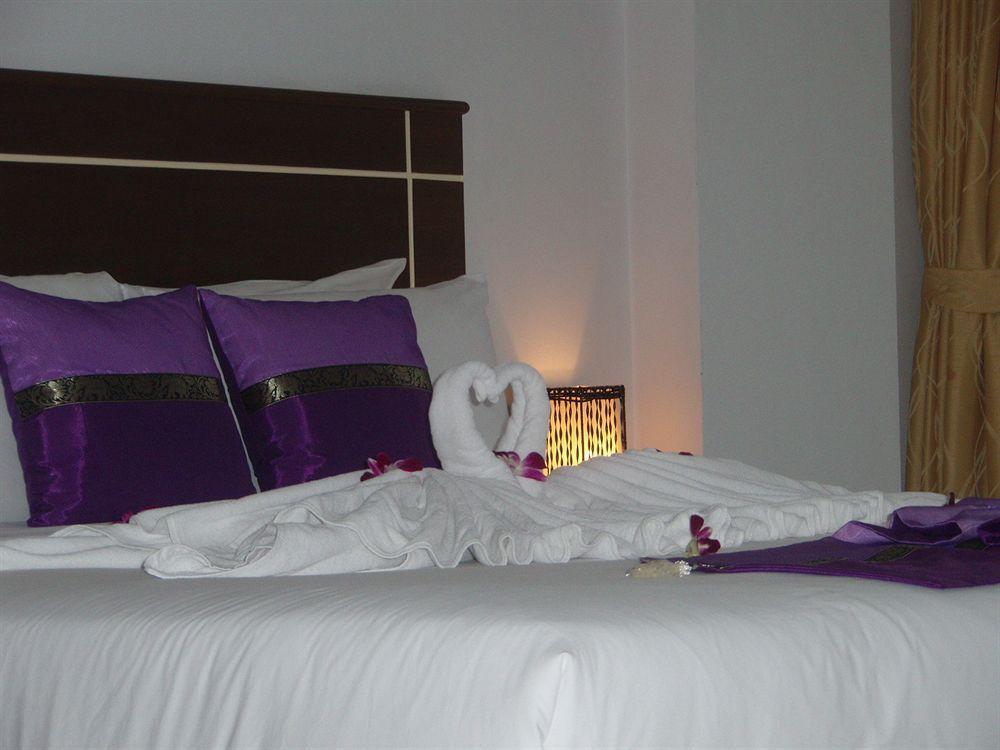 Soleluna Hotel Patong Dış mekan fotoğraf